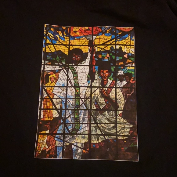 Ethiopian glass stain art graphic T-shirt - Picture 3 of 3